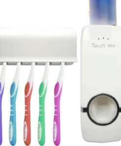 מתקן אחסון למברשות שיניים כולל מכשיר אוטומטי למשחת שיניים